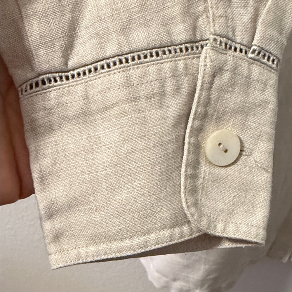 Women's Cream Blouse 1X 100 linen - Picture 4 of 7